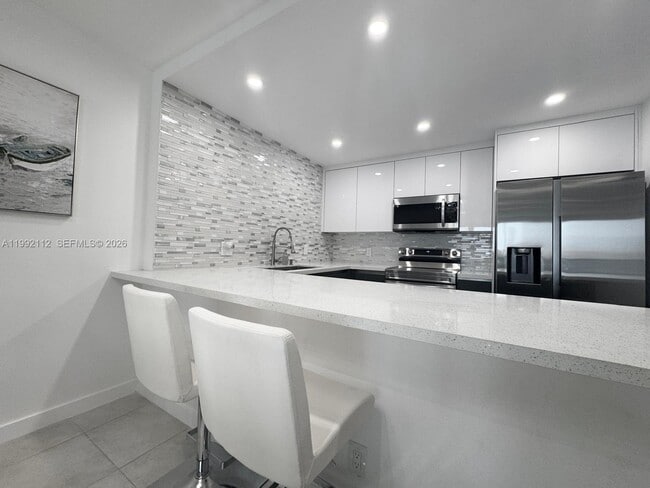 Foto del edificio - 3800 S Ocean Dr
