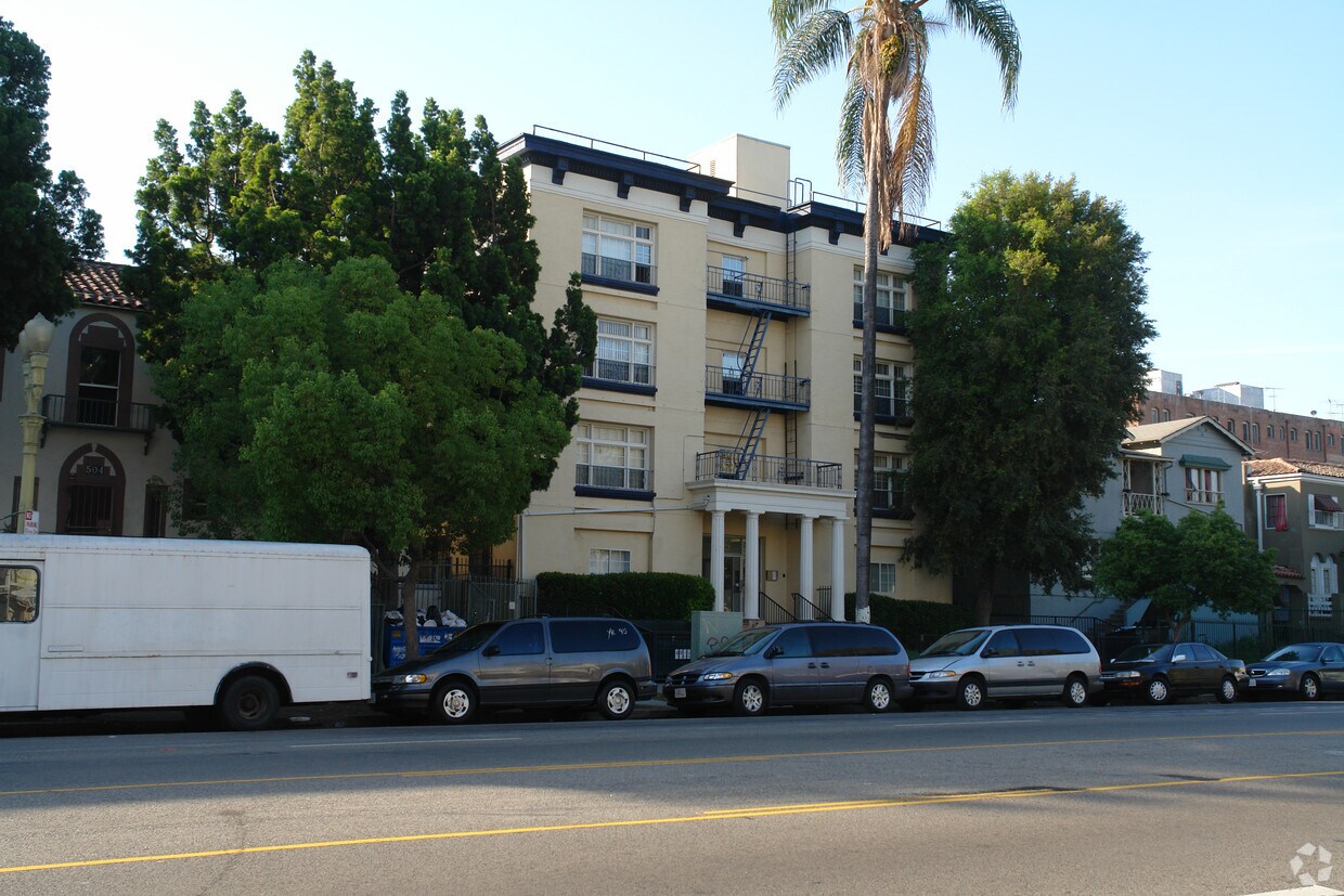 Primary Photo - Casa Rampart 11