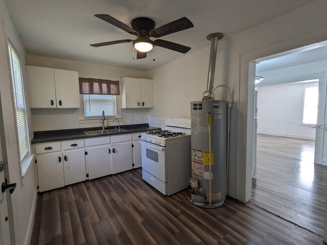 Foto del edificio - 1320 Harrison Ave