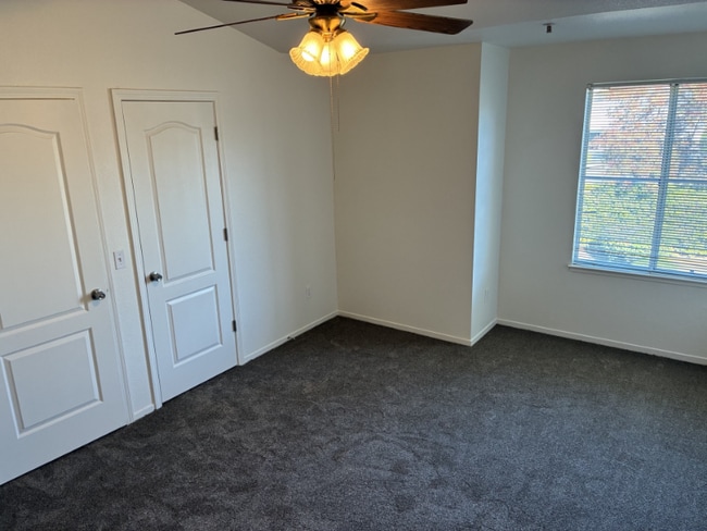 Foto del edificio - 315 N Cottonwood St