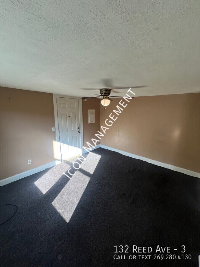 Foto del edificio - 132 Reed St