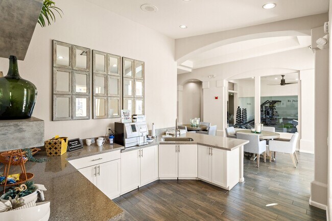 Foto del edificio - Arrowhead Landing Apartments