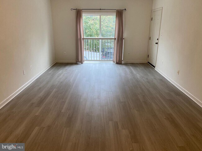 Building Photo - 12982 Pinnacle Dr