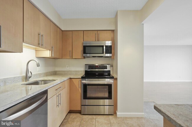 Foto del edificio - 3800 Fairfax Dr