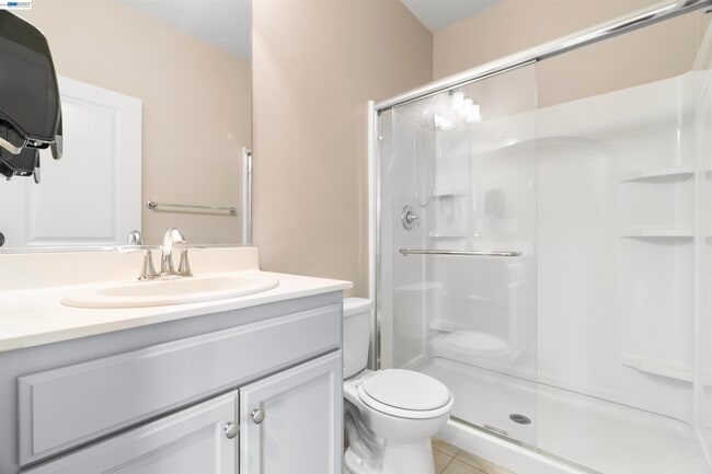 Foto del edificio - 967 Dainty Ave