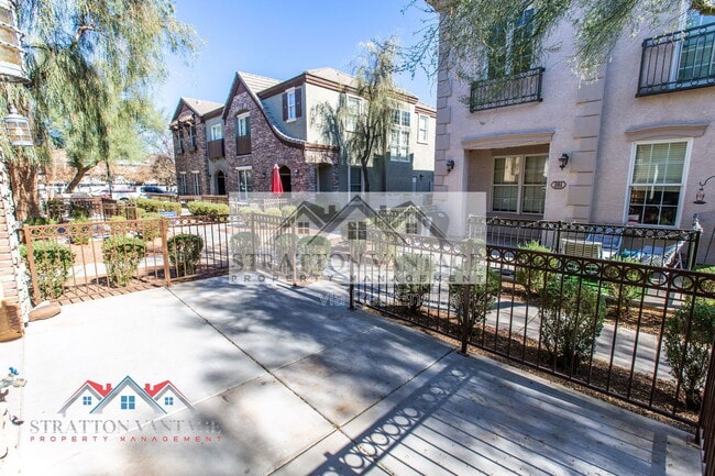 Building Photo - 2743 S Sulley Dr