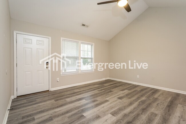 Foto del edificio - 518 Harper St