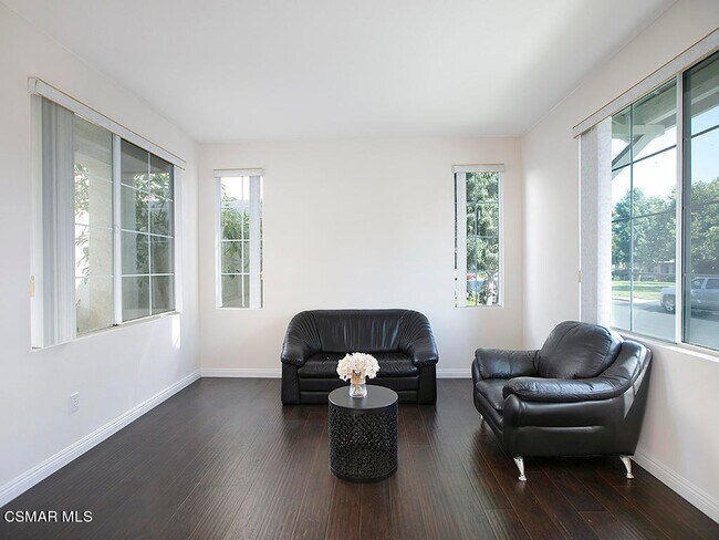 Building Photo - 5073 Flagstone Ln