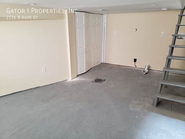 Photo - 2116 Hope St House