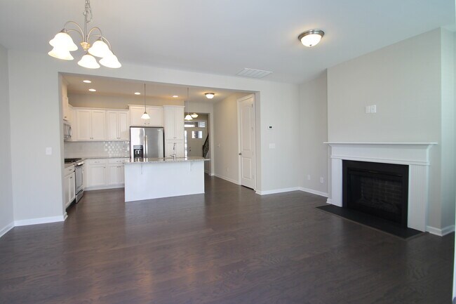Building Photo - Exclusively Offered by Muse Realty, LLC
