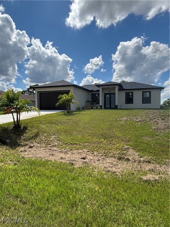 Foto principal - 358 Charwood Ave S