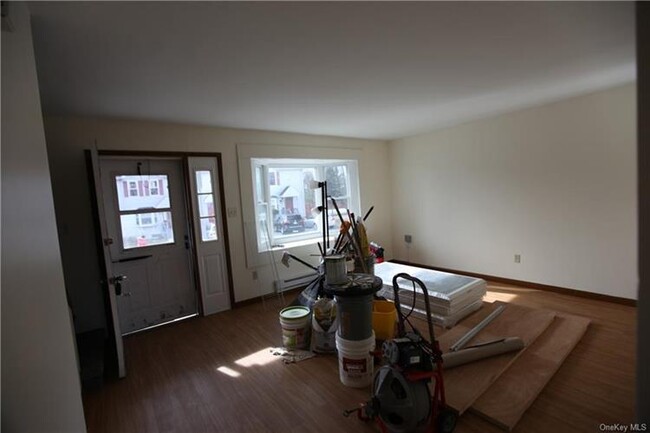 Building Photo - 59 Harmony Ln