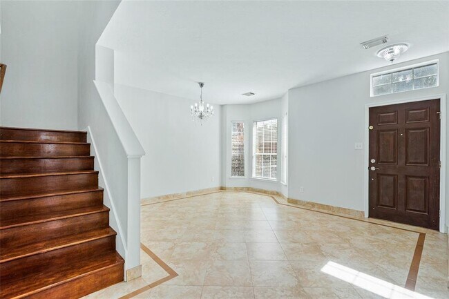 Building Photo - 7554 Oakwood Canyon Dr