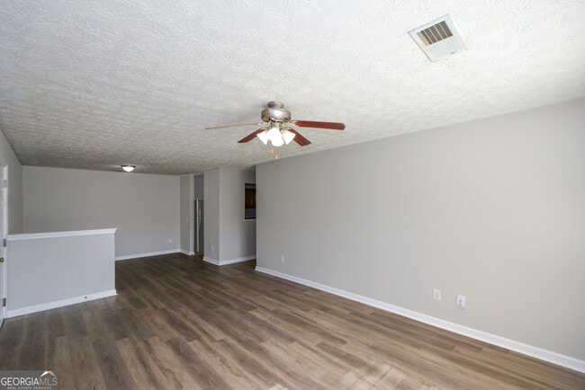 Building Photo - 4103 Fairington Club Dr