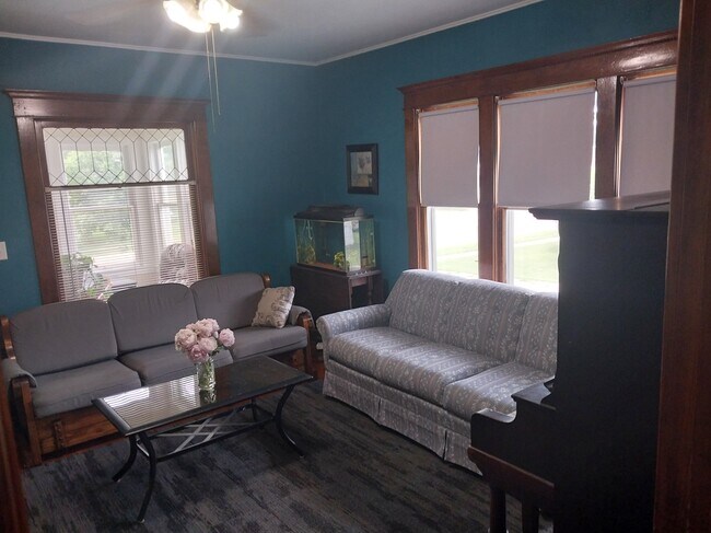 Foto del edificio - 305 W Wenberg St