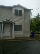 Building Photo - 1971 SE 122nd Ave