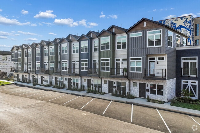 Building Photo - Factory 52 Townhomes