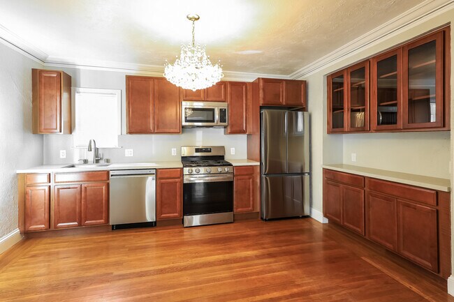 Foto del edificio - 708 Calmar Ave