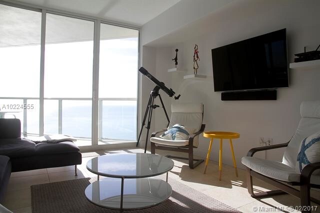 Primary Photo - 16699 Collins Ave