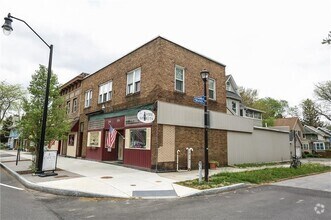 Building Photo - 266 Winton Rd