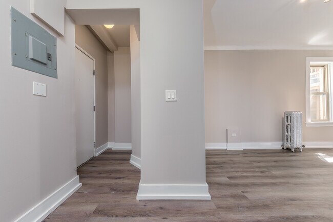 Foto del edificio - 4706 N Beacon St