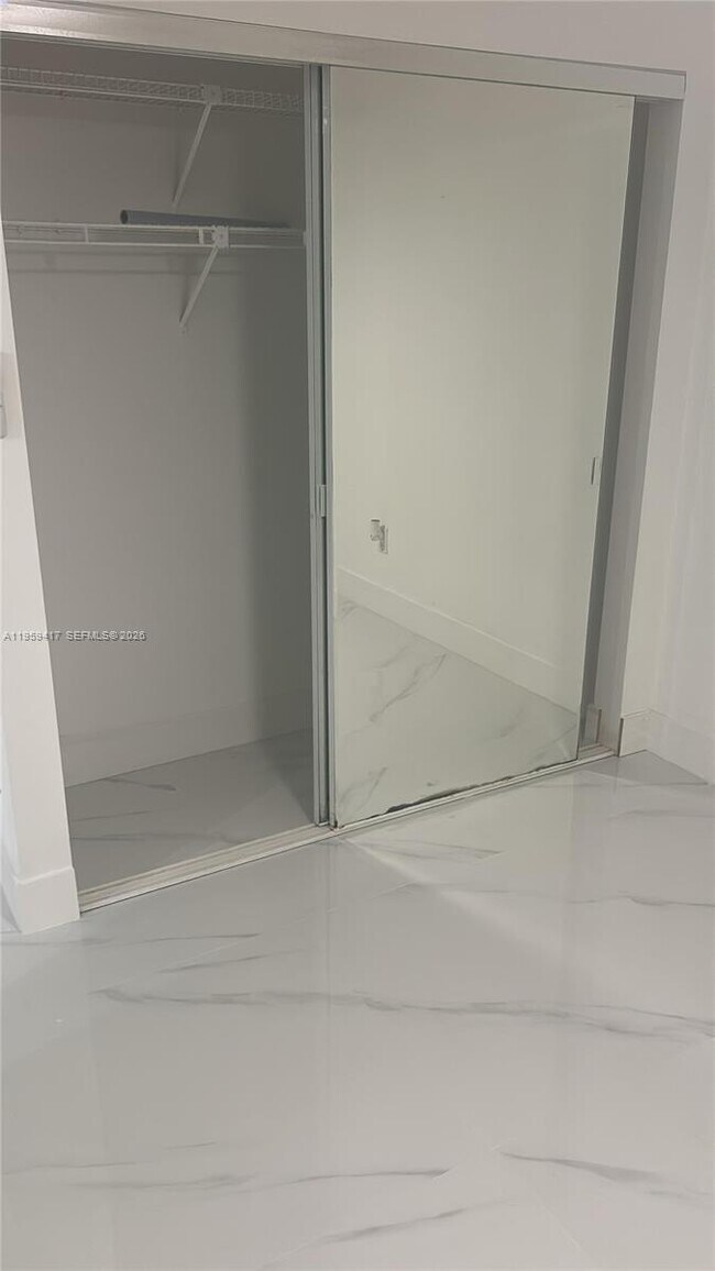 Foto del edificio - 12400 SW 259th Terrace