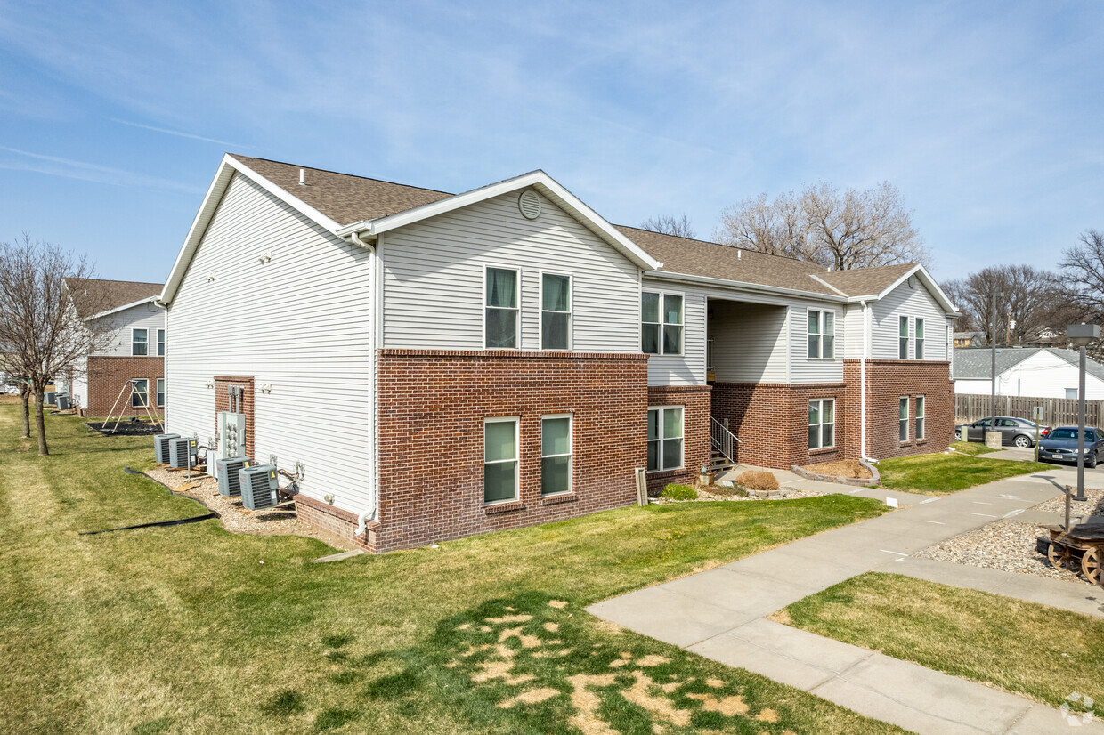 Building Photo - City View Apartments