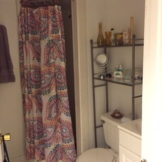 Bathroom - 134 13th St SE