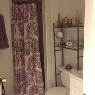 Bathroom - 134 13th St SE