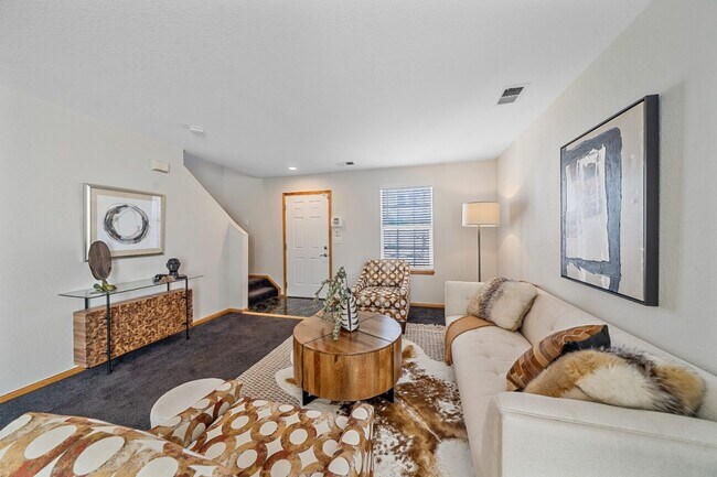 Building Photo - 8865 Meade Ct