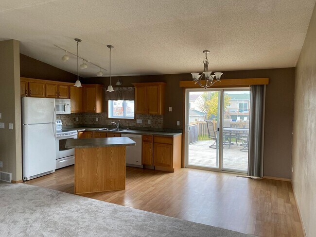 Foto del edificio - Very Cute and Cozy 3 Bedroom