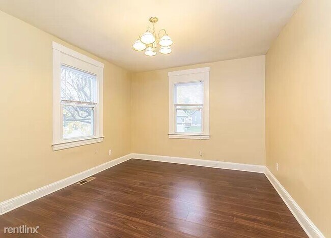Foto del edificio - 3 br, 1.5 bath House - 2708 White Ave