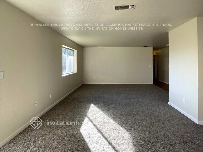 Foto del edificio - 555 Spruce St