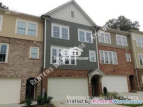 Foto principal - Stunning 3 Story-4 Bedroom Townhome in Dec...