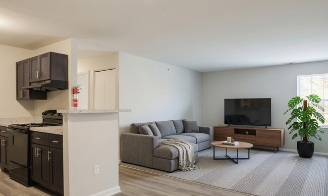 Building Photo - The Vinings at Christiana Apartments