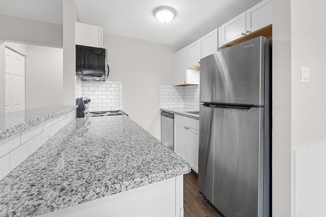 Building Photo - 17020 Raupp Rd