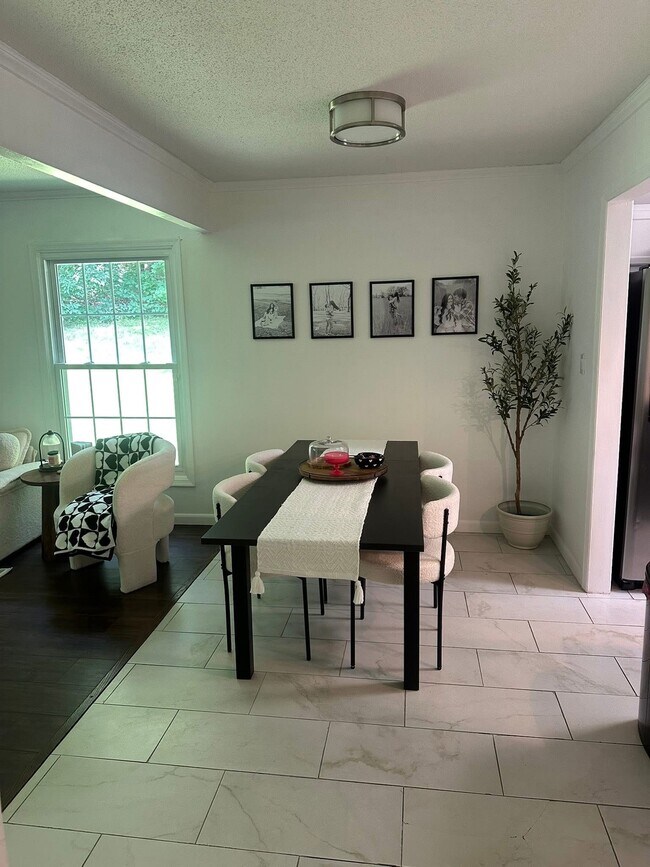 Área de comedor - 3847 Tambark Dr