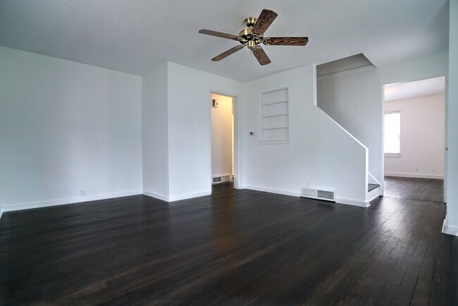 Foto del edificio - 2316 Inglewood Ct