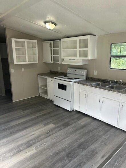 Foto principal - 340 Towler St