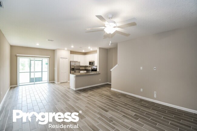Building Photo - 582 Cherry Ridge Dr