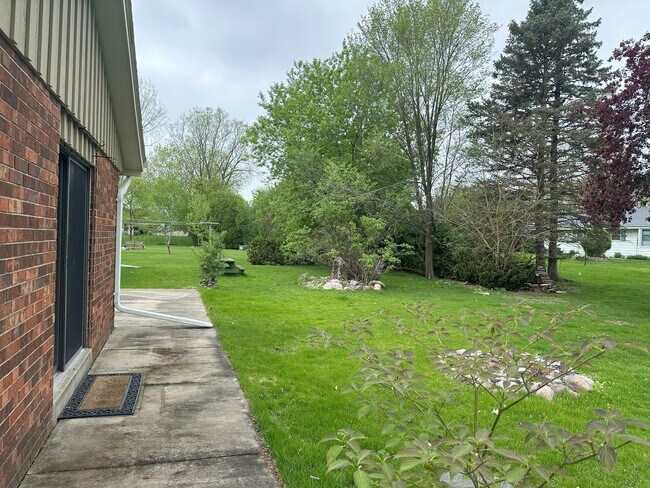 Foto del edificio - Beautifully Remodeled 3-Bedroom Home with ...
