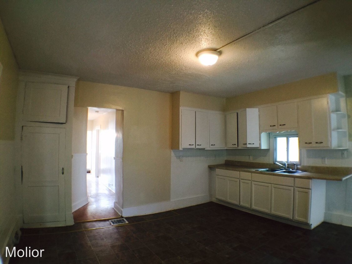 Primary Photo - 342 Walden Ave