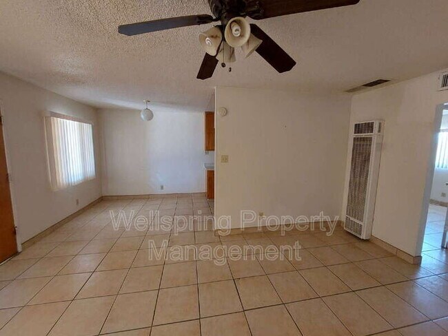 Foto del edificio - 213 Panamint Ave