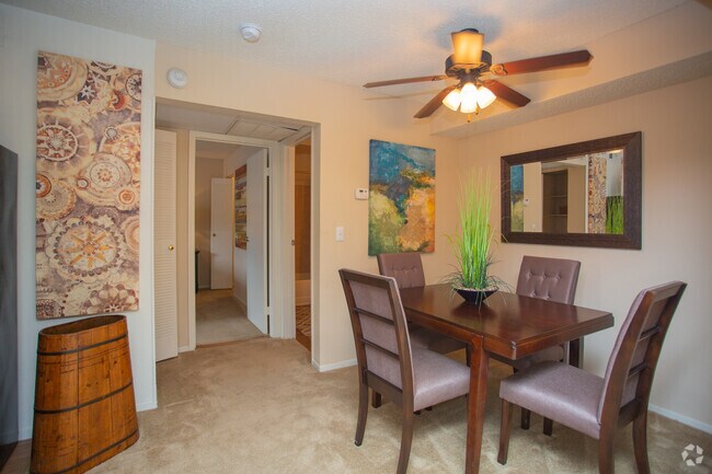 Modelo A2 1BDx1BA 700SF - MacArthur Park