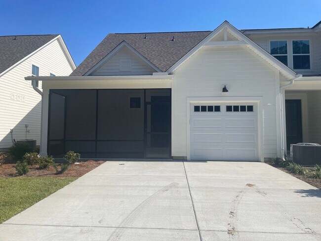Foto del edificio - Lovely Three Bedroom Townhouse in Washington Square!