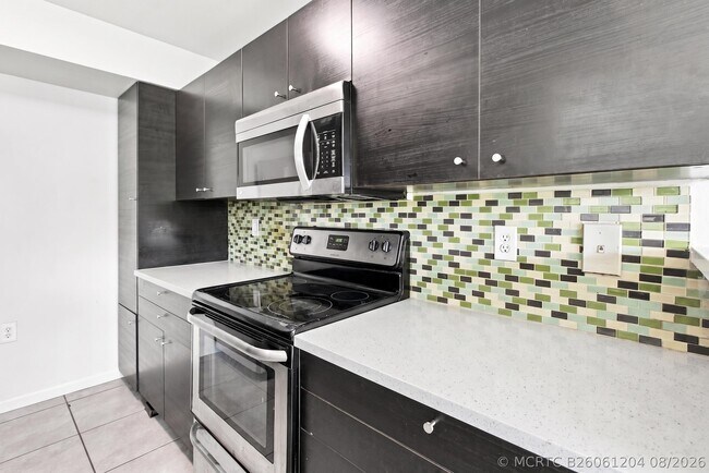 Foto del edificio - 10581 SW 155th Ct