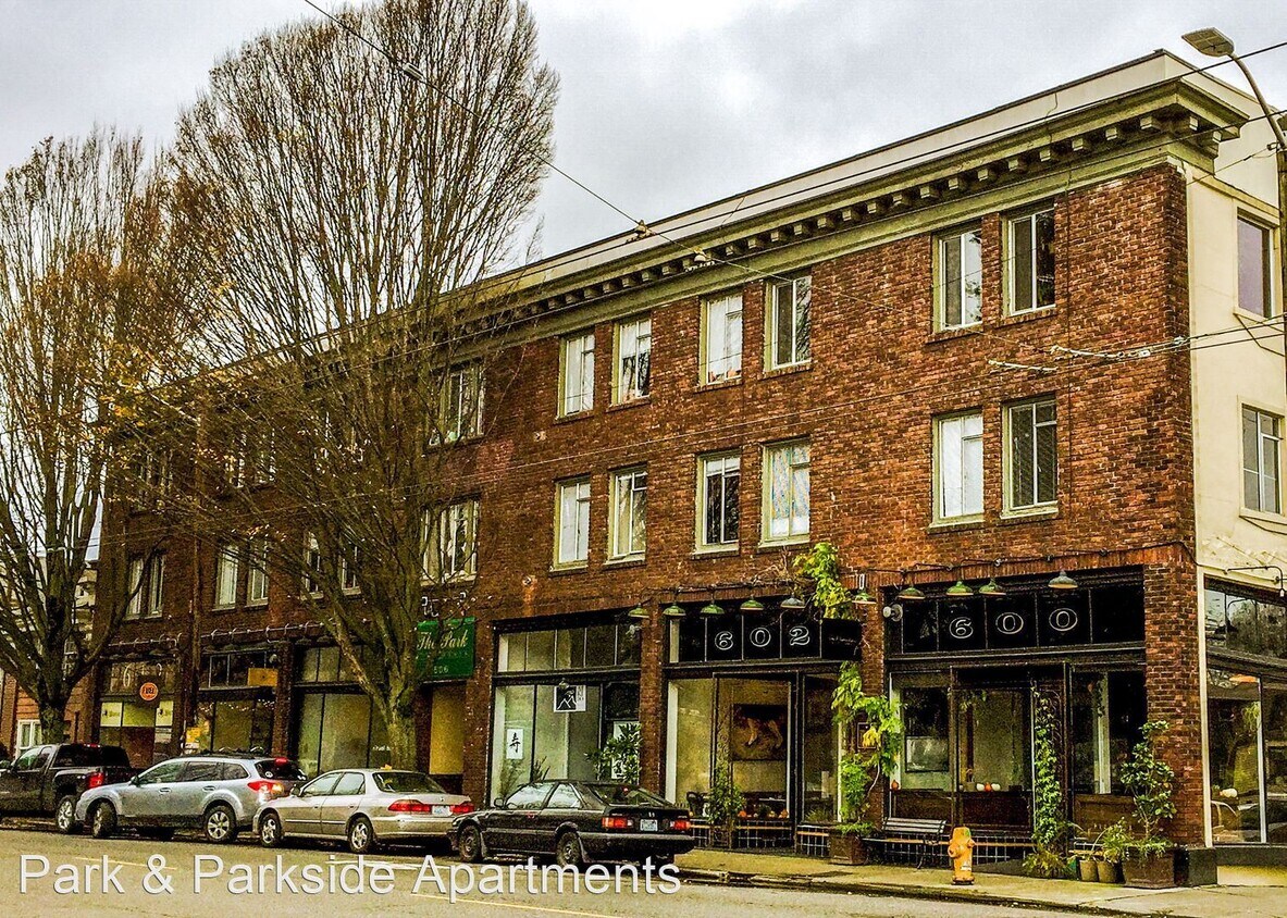 Primary Photo - 606 19th Ave E