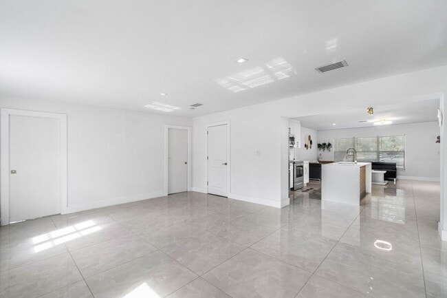 Foto del edificio - 403 S 13th Ct