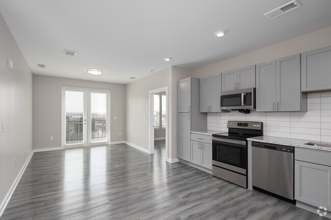 2BR, 2BA - 952SF - Kitchen - Cherry Oak Apartments