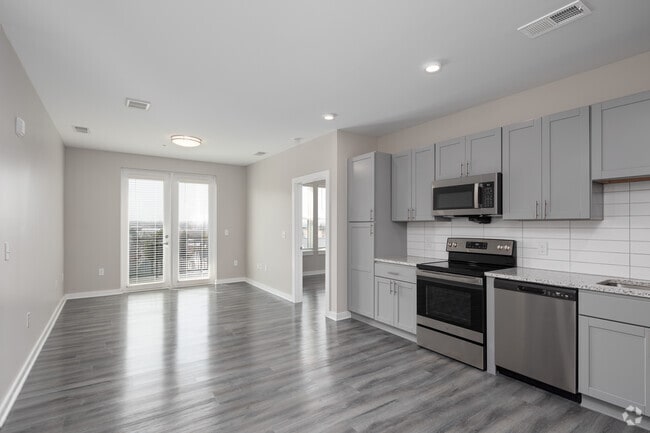 2BR, 2BA - 952SF - Kitchen - Cherry Oak